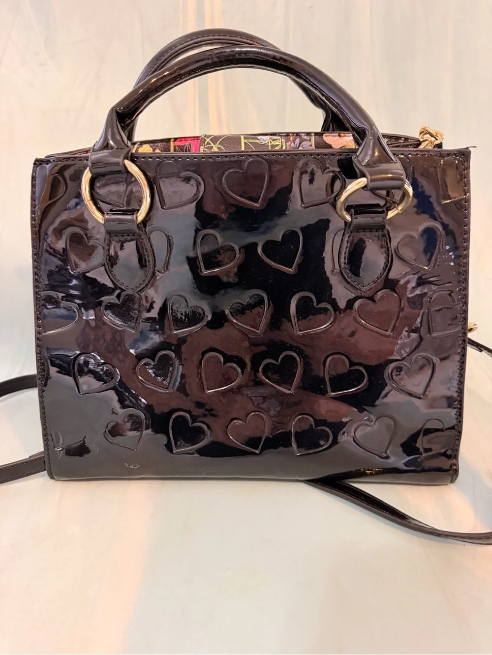 Betsey Johnson Patent Black Heart-Embossed Satchel with Floral Scarf 🖤 excellent